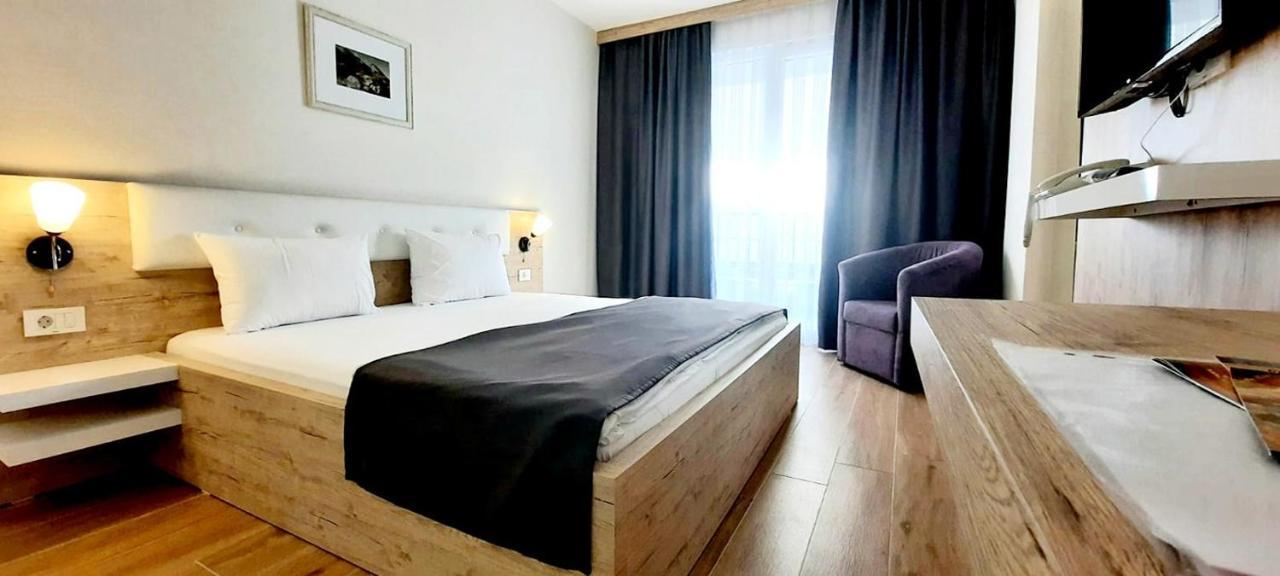 Hotel Doa Skopje Bagian luar foto