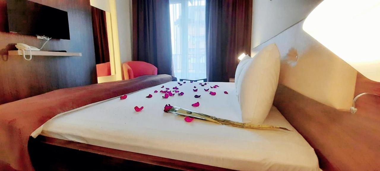 Hotel Doa Skopje Bagian luar foto