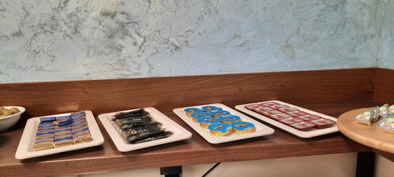 Hotel Doa Skopje Bagian luar foto