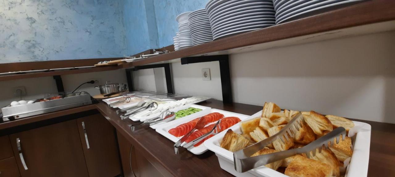 Hotel Doa Skopje Bagian luar foto